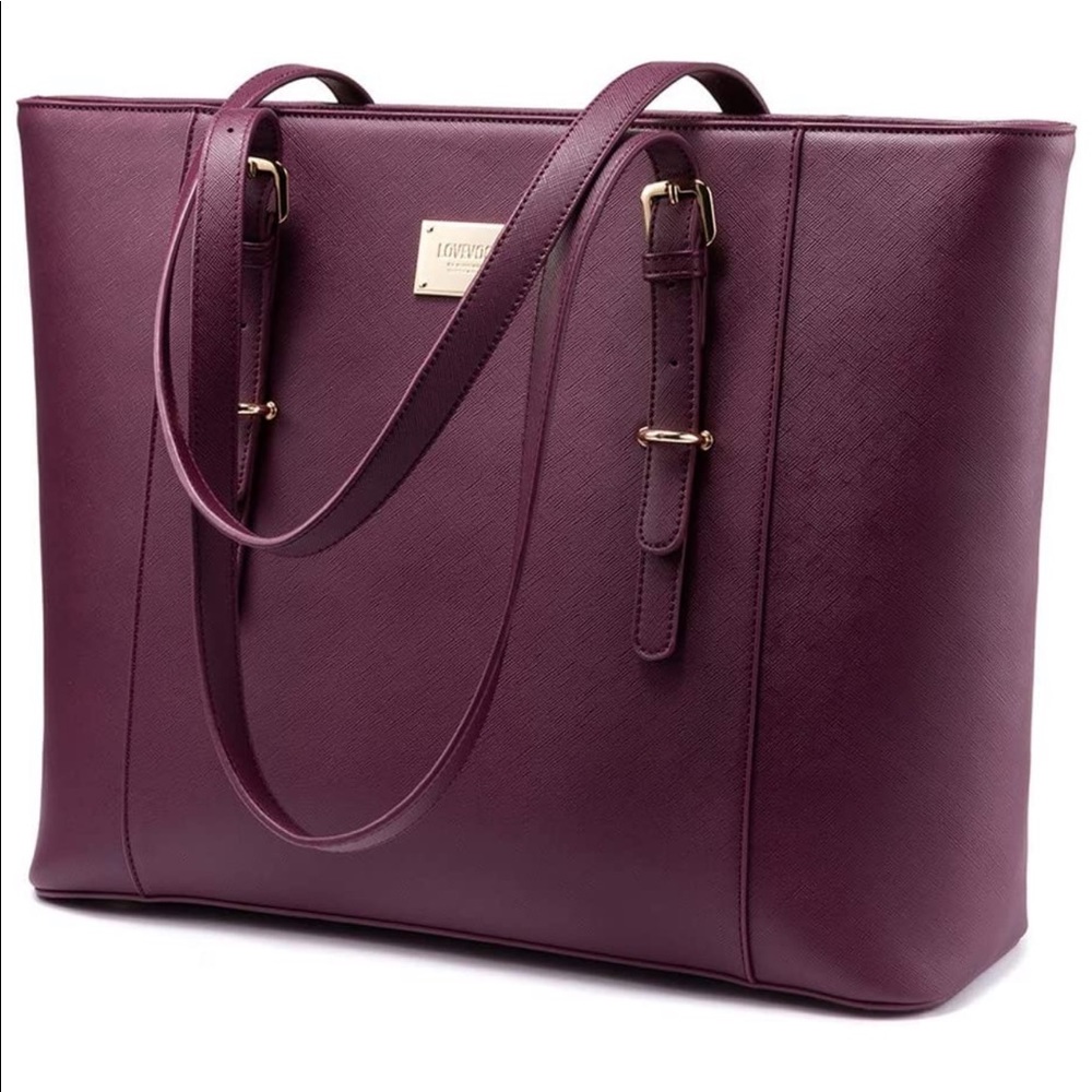 Gorgeous plum laptop 👩🏻‍💻 bag!